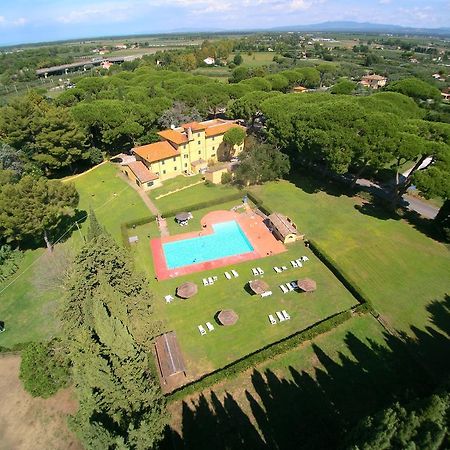 קסטנייטו קרדוצ'י Hotel Bambolo מראה חיצוני תמונה
